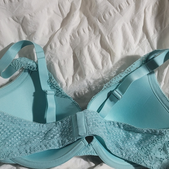 Lot of 3 colorful womens bras size 42C - Picture 4 of 12